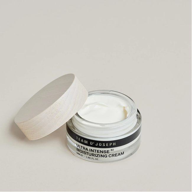 Team DR. Joseph feuchtigkeitsspendende Gesichtscreme